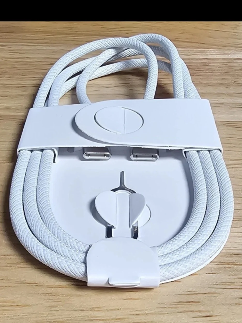 OEM iPhone 17 Pro Max Fast Charging USB Type-C Cable Original Woven